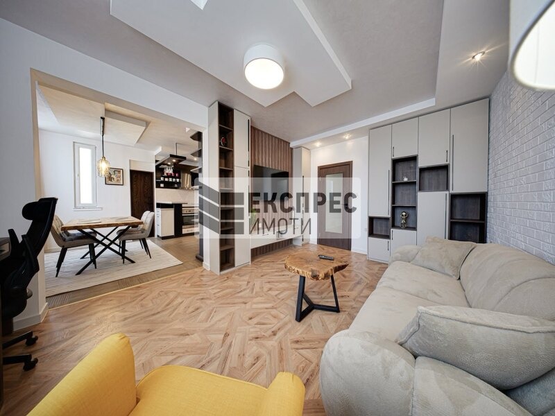 Дава под наем 3-СТАЕН, гр. София, Център, снимка 2 - Апартаменти - 53603121