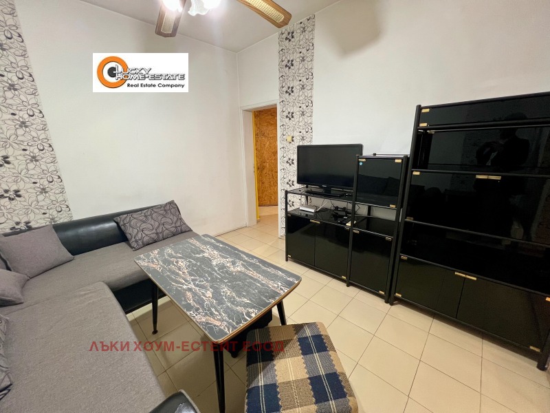 Do wynajęcia  1 sypialnia Sofia , Zapaden park , 58 mkw | 10370637 - obraz [2]