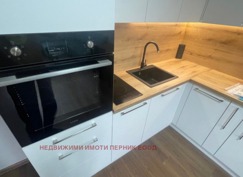 Дава под наем 3-СТАЕН, гр. Перник, Църква, снимка 3 - Апартаменти - 53520523