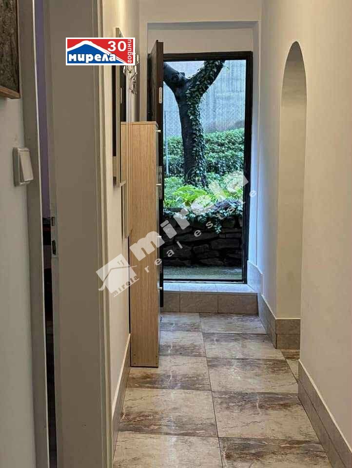 Дава под наем  2-стаен град Велико Търново , Център , 56 кв.м | 30793030 - изображение [6]