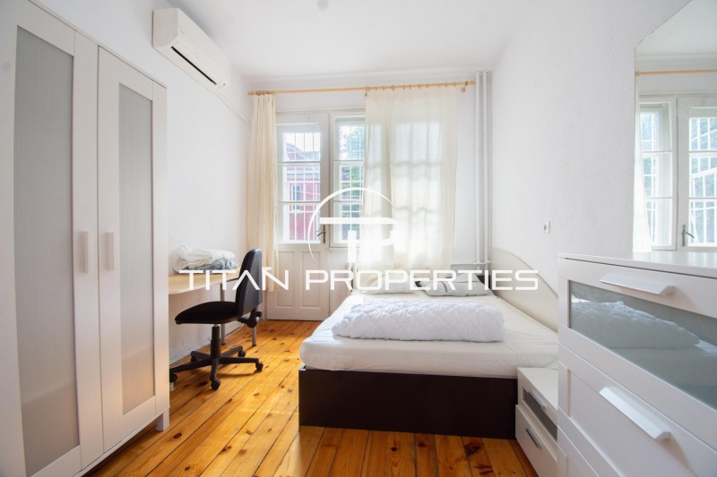 Дава под наем 4-СТАЕН, гр. София, Център, снимка 8 - Апартаменти - 53462143