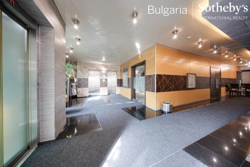 Дава под нем  Офис, град София, Изток • 5 000 EUR • ID 74366517 — holmes.bg - [1] 