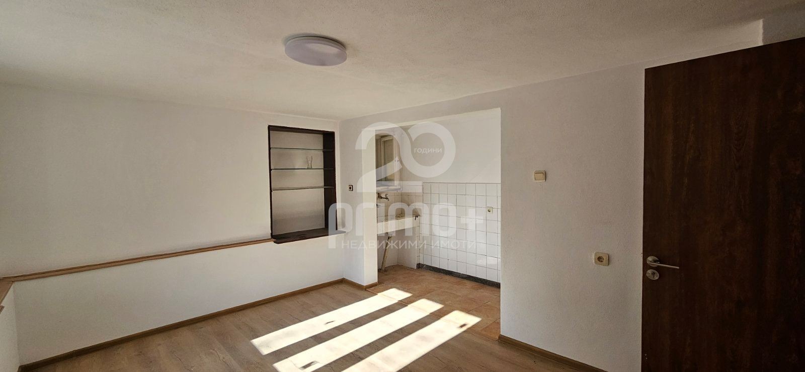 Дава под наем ОФИС, гр. Велико Търново, Център