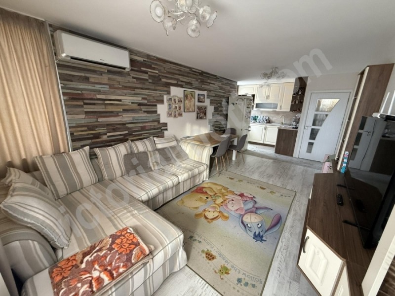 Дава под Наем 3-СТАЕН в град Велико Търново, Акация - 90 кв.м / 410 € » 801.89 лв., ВИКТОРИЯ ИМОТИ ЕООД
