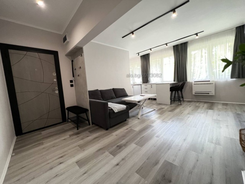 Zu vermieten  1 Schlafzimmer Burgas , Zentar , 75 qm | 44447735 - Bild [4]