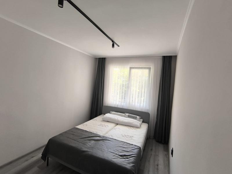 Zu vermieten  1 Schlafzimmer Burgas , Zentar , 75 qm | 44447735 - Bild [12]