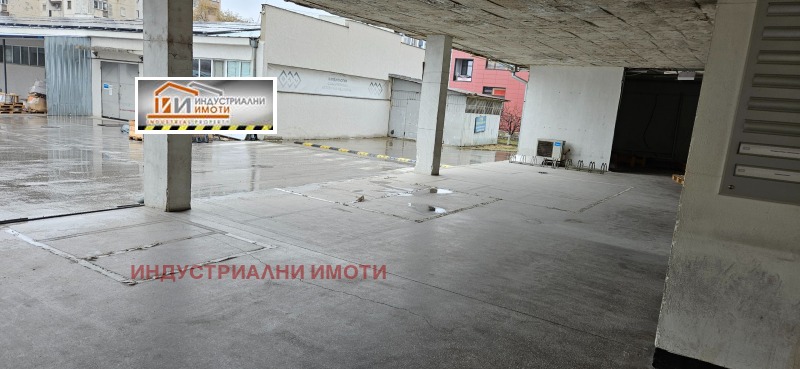Дава под наем  Пром. помещение град Пловдив , Христо Смирненски , 1070 кв.м | 82722392