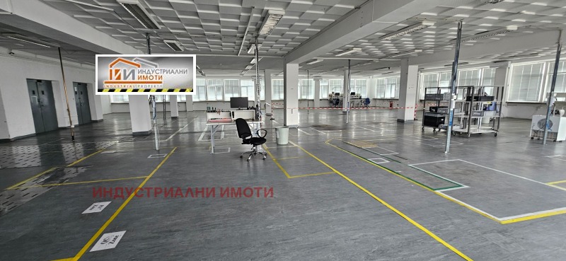 Дава под наем  Пром. помещение град Пловдив , Христо Смирненски , 1070 кв.м | 82722392 - изображение [3]