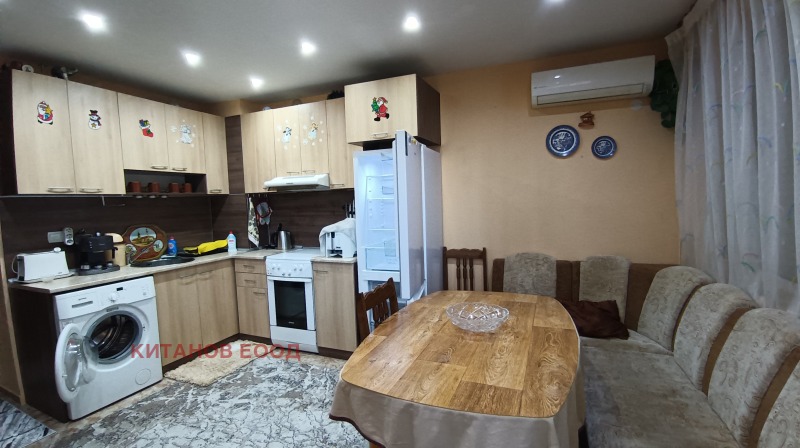 В оренду  1 спальня Благоевград , Освобождение , 59 кв.м | 34774178