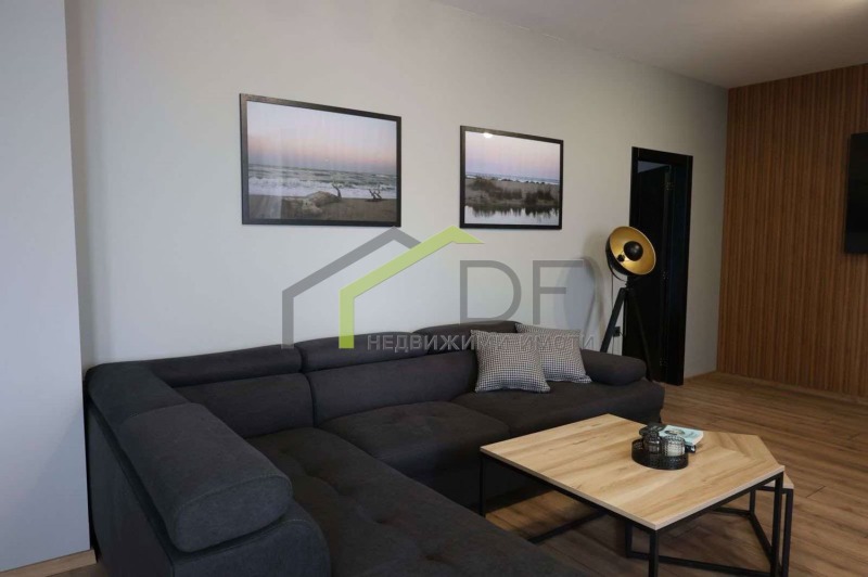 K pronájmu  2 ložnice Varna , Briz , 100 m2 | 83451954 - obraz [3]