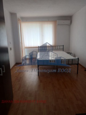 1 camera da letto 5-ti polk, Shumen 6