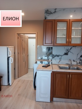 Студио Мошино, Перник