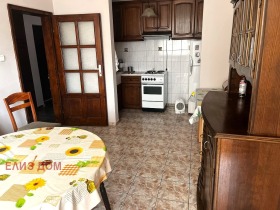 2 bedroom Bazar Levski, Varna 1