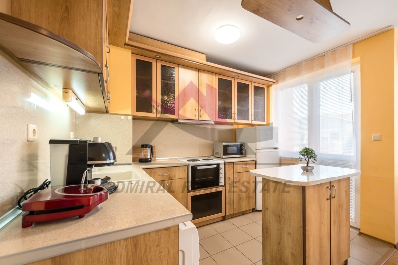 Para alugar  2 quartos Varna , Tchataldja , 86 m² | 51995545