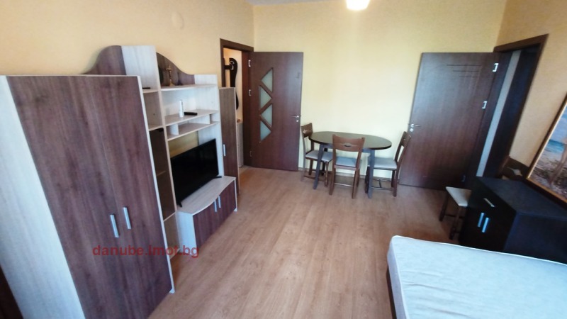 Дава под наем 3-СТАЕН, гр. Русе, Широк център