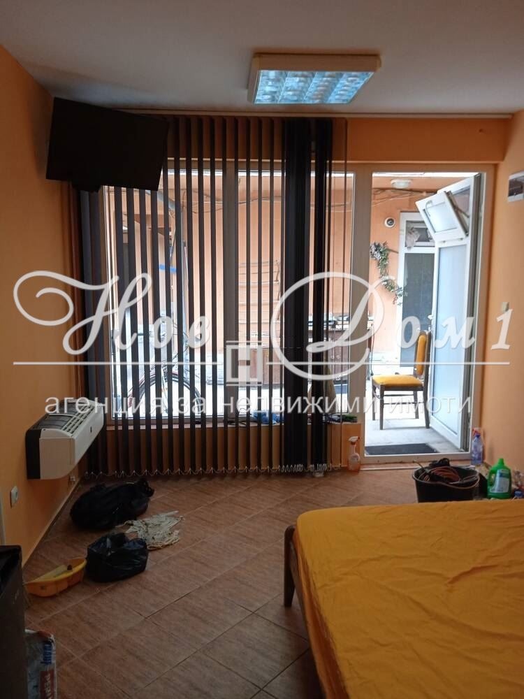 Дава под нем  1-стаен, град Варна, Зимно кино Тракия •  230 EUR • ID 95589656 — holmes.bg - [1] 