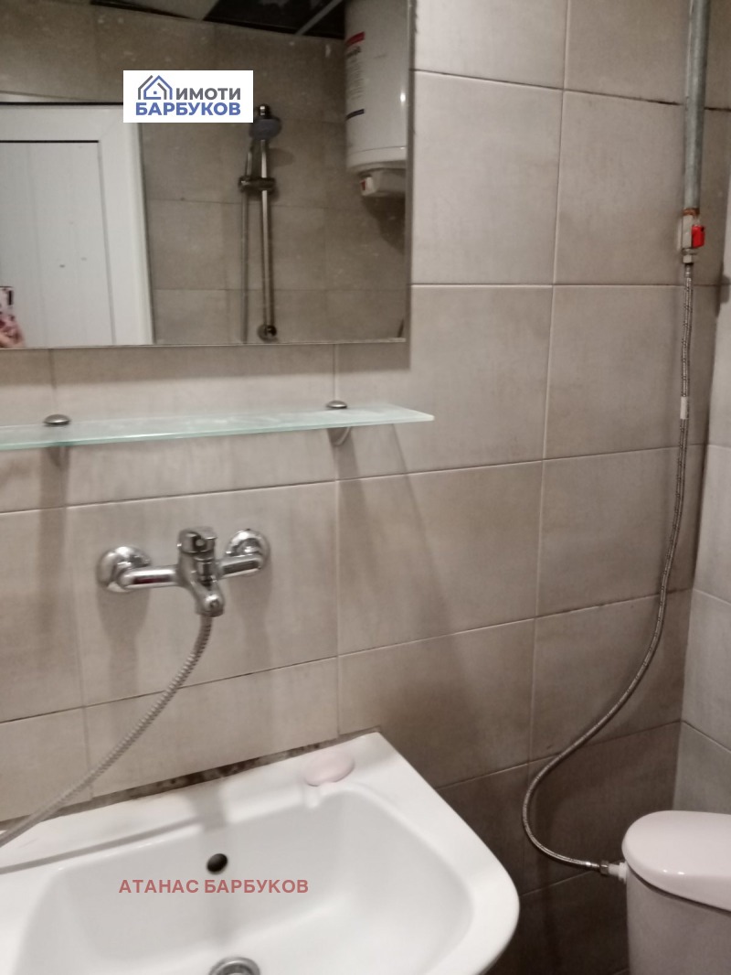 En renta  1 dormitorio Ruse , Tsentar , 75 metros cuadrados | 23156396 - imagen [5]