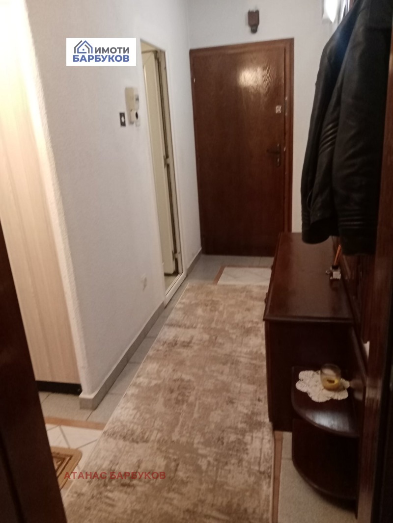 En renta  1 dormitorio Ruse , Tsentar , 75 metros cuadrados | 23156396 - imagen [2]