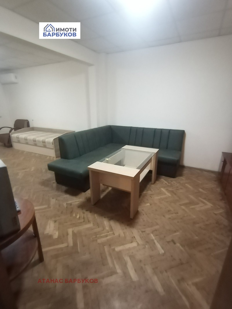 En renta  1 dormitorio Ruse , Tsentar , 75 metros cuadrados | 23156396 - imagen [8]