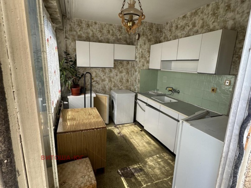 Te huur  Studio Sofia , Ljulin 5 , 55 m² | 12186124 - afbeelding [3]