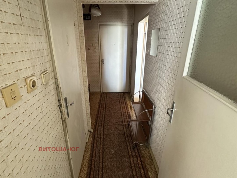 Te huur  Studio Sofia , Ljulin 5 , 55 m² | 12186124 - afbeelding [2]