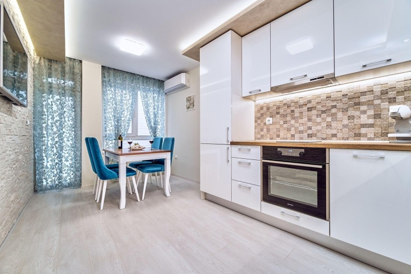 En renta  1 dormitorio Varna , Tsentar , 65 metros cuadrados | 41681143 - imagen [3]