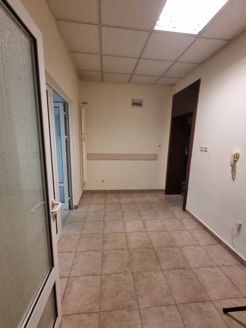 Προς ενοικίαση  Γραφείο Σοφηια , ΤΣενταρ , 57 τ.μ | 47790385 - εικόνα [5]