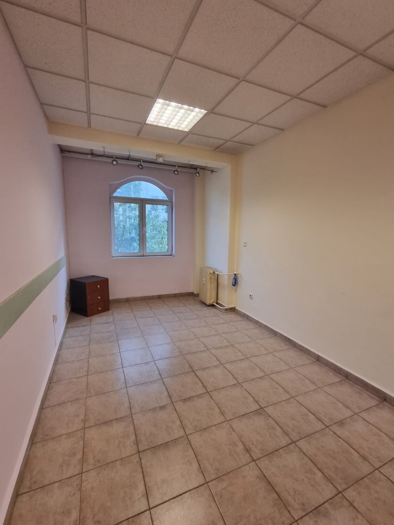 Προς ενοικίαση  Γραφείο Σοφηια , ΤΣενταρ , 57 τ.μ | 47790385 - εικόνα [3]