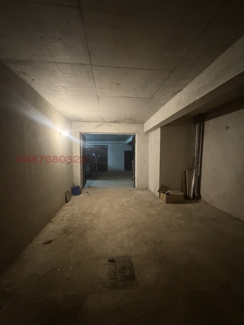 Дава под наем ГАРАЖ, ПАРКОМЯСТО, гр. Велико Търново, Бузлуджа