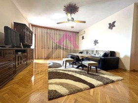 3 chambres Mladost 2, Varna