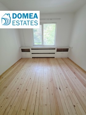 3+ bedroom Iztok, Sofia 9