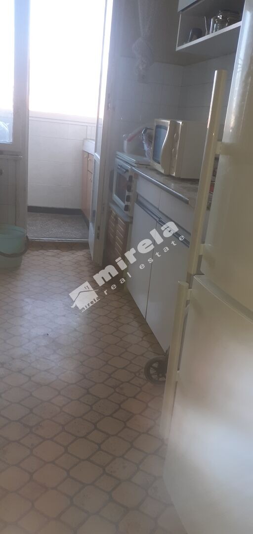 Дава под наем 3-СТАЕН, гр. Бургас, Център, снимка 3 - Апартаменти - 54516941