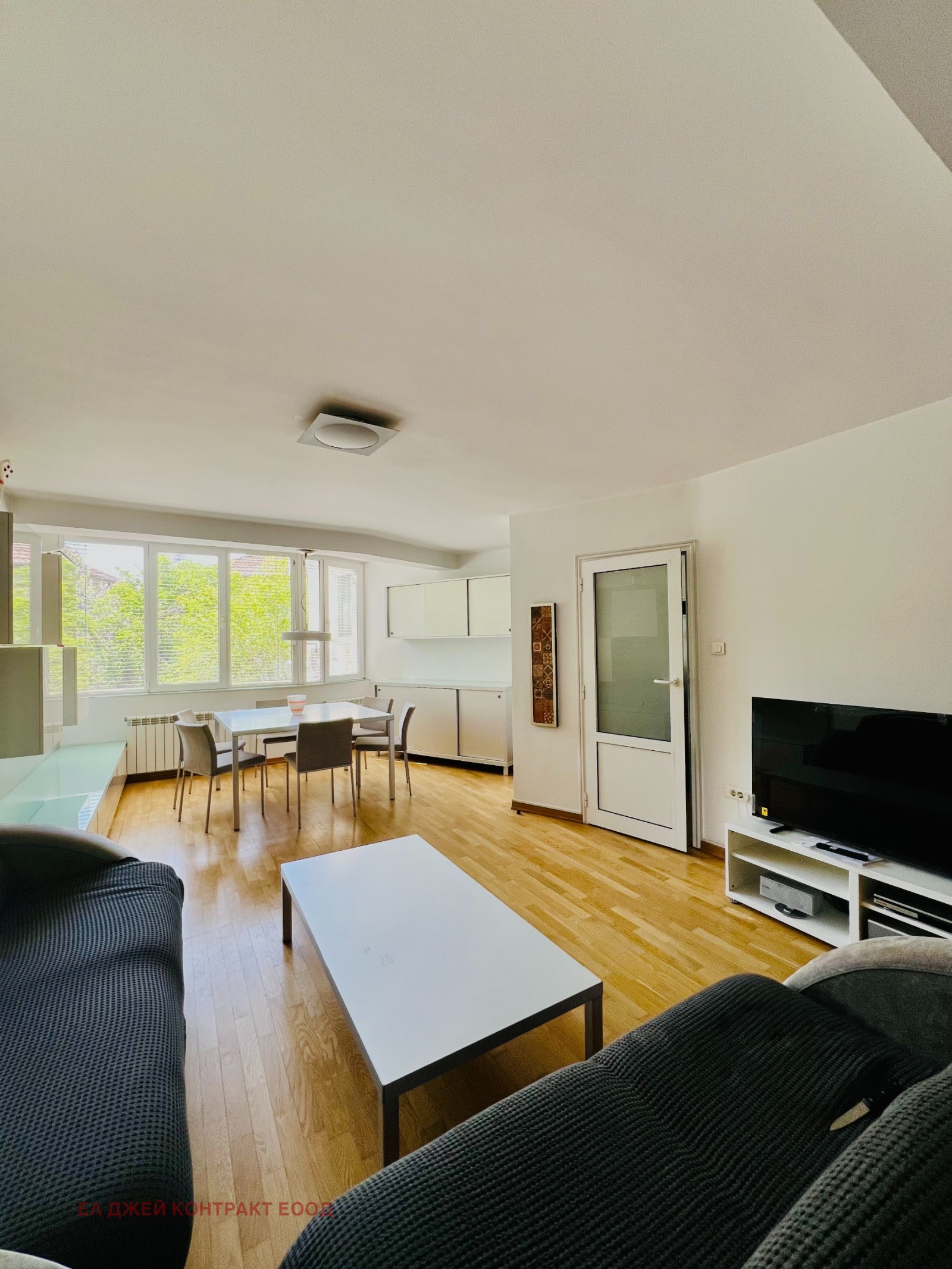 Дава под наем 2-СТАЕН, гр. София, Център