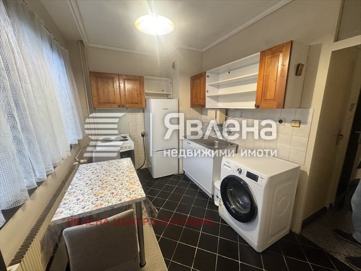 Дава под наем 2-СТАЕН, гр. София, Оборище, снимка 5 - Апартаменти - 56109464