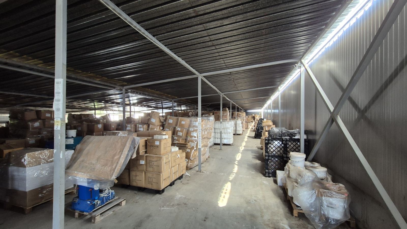 Дава под наем СКЛАД, гр. Радомир, област Перник, снимка 5 - Складове - 54334517