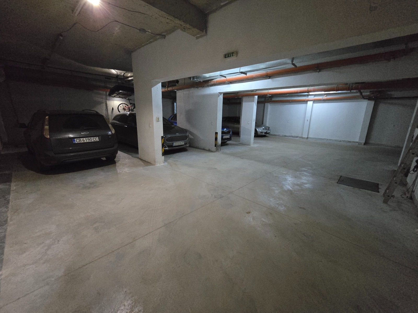 Дава под наем ГАРАЖ, ПАРКОМЯСТО, гр. София, Люлин - център, снимка 4 - Гаражи и паркоместа - 53751796