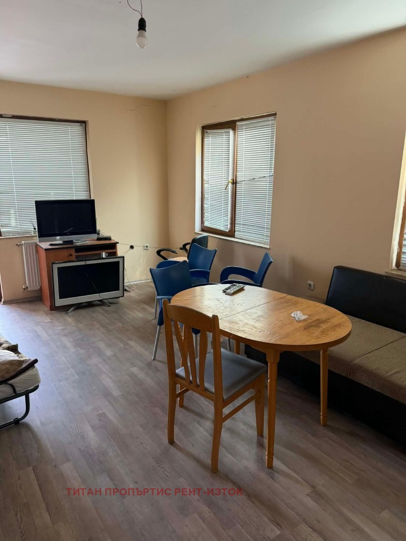 Дава под наем 2-СТАЕН, гр. Айтос, област Бургас, снимка 2 - Апартаменти - 53044289