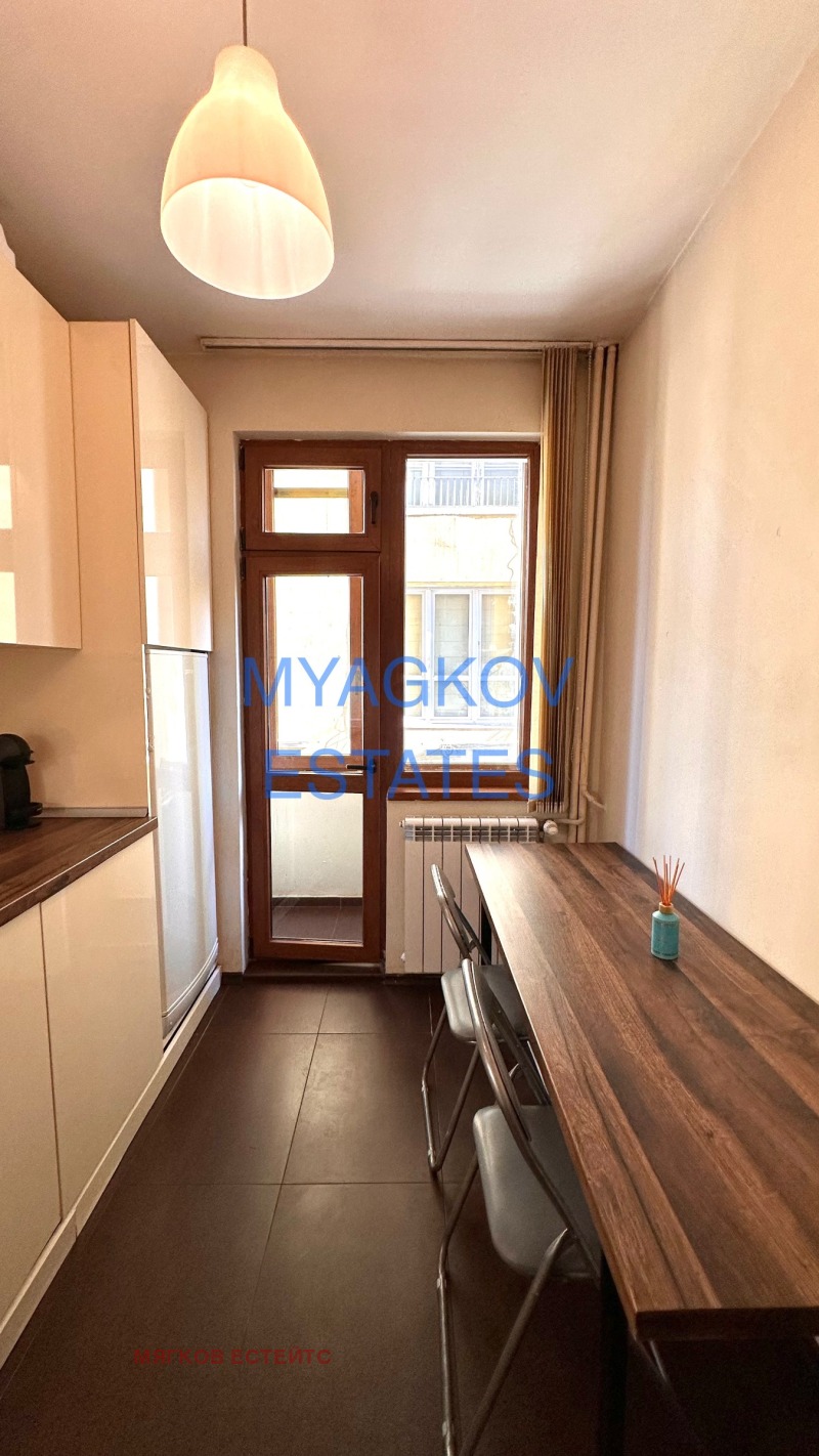 Дава под наем 2-СТАЕН, гр. София, Център, снимка 5 - Апартаменти - 52075503