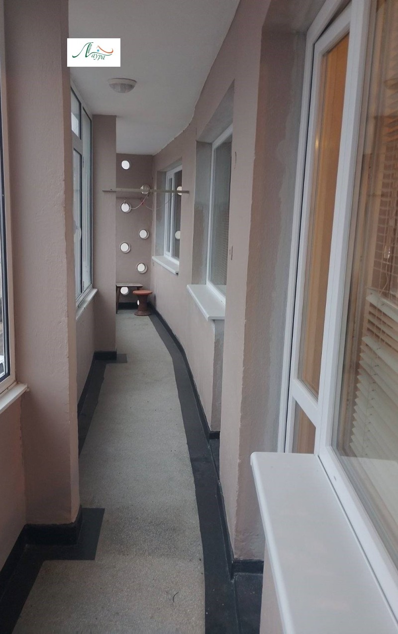 Дава под наем 2-СТАЕН, гр. Шумен, Център, снимка 2 - Апартаменти - 53080499