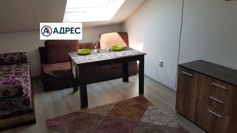 Te huur  Studio Sjumen , Voenno utsjilishte , 30 m² | 77281257 - afbeelding [6]