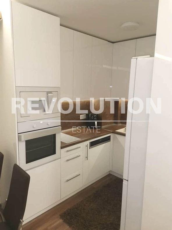 En renta  1 dormitorio Varna , Kaysieva gradina , 60 metros cuadrados | 31079324