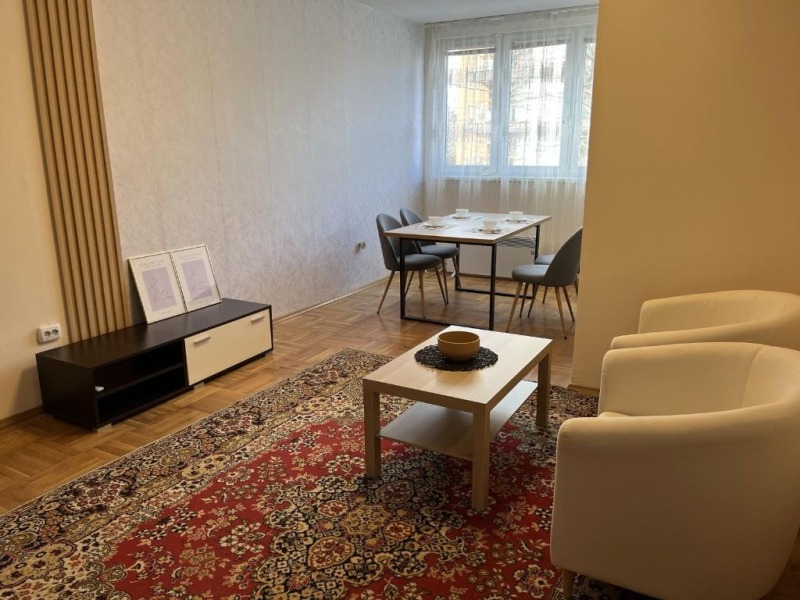 Дава под наем 4-СТАЕН, гр. София, Павлово, снимка 2 - Апартаменти - 53499662