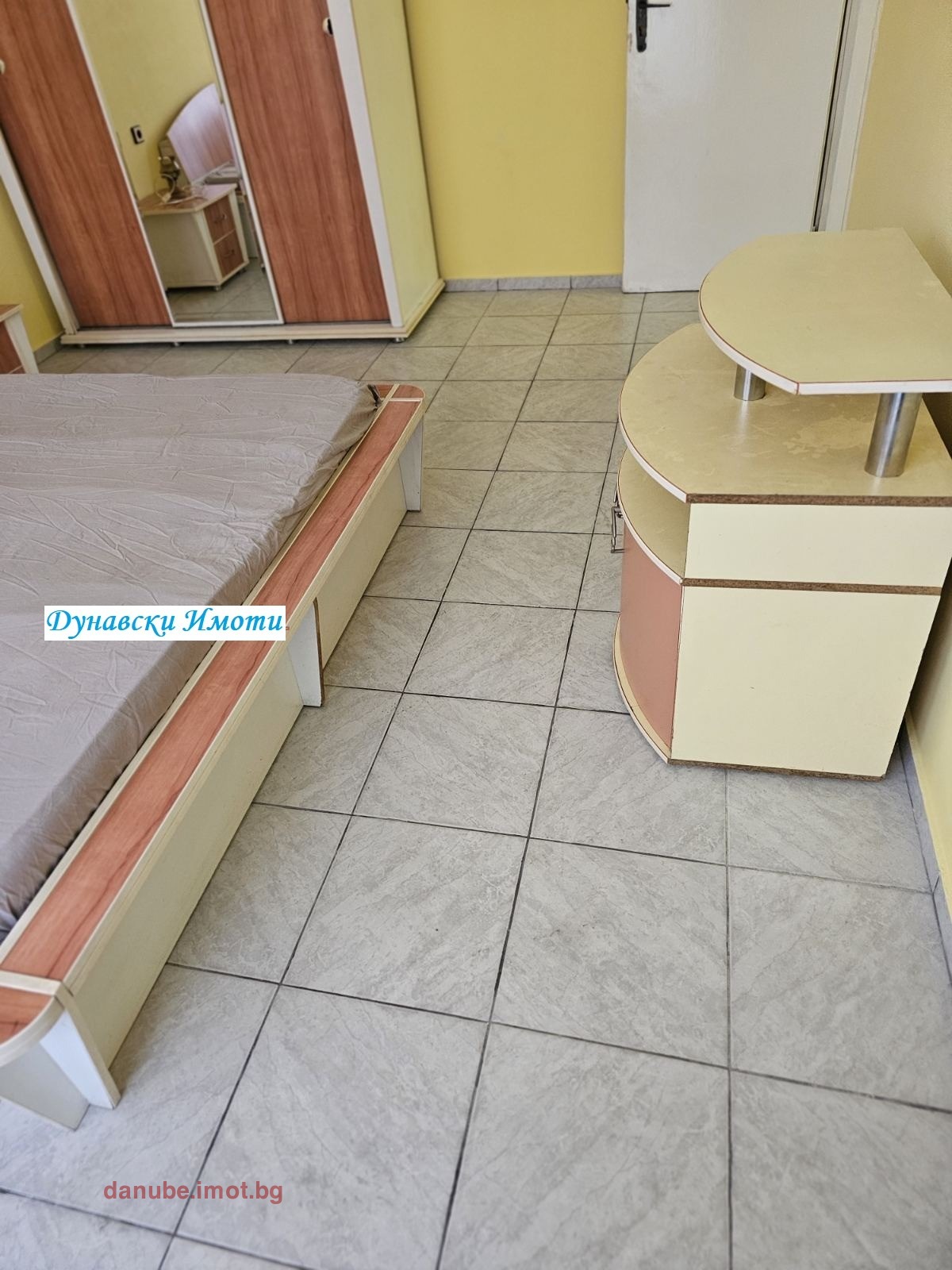 Дава под наем 4-СТАЕН, гр. Русе, Хъшове, снимка 3 - Апартаменти - 54713635