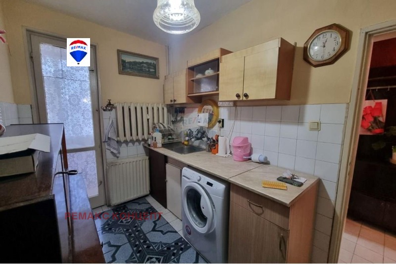 Дава под наем  2-стаен град Шумен , Добруджански , 62 кв.м | 23161673 - изображение [4]
