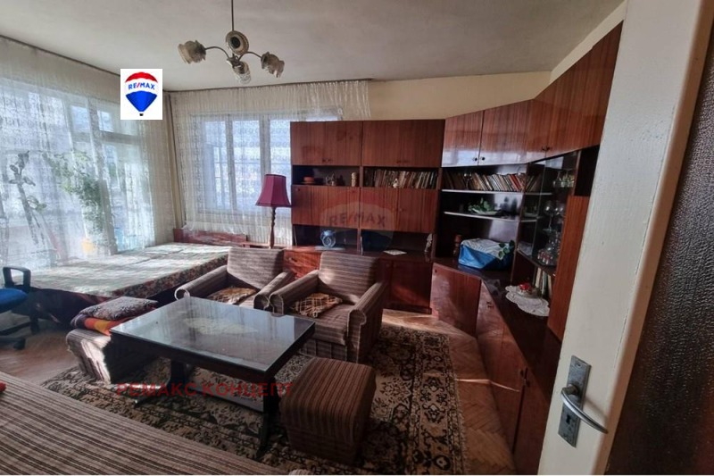 Дава под наем  2-стаен град Шумен , Добруджански , 62 кв.м | 23161673 - изображение [3]