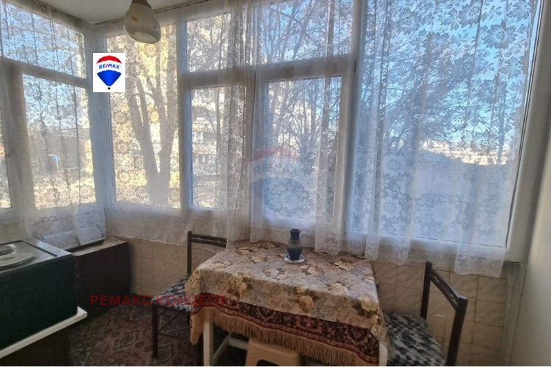 Дава под наем  2-стаен град Шумен , Добруджански , 62 кв.м | 23161673 - изображение [10]