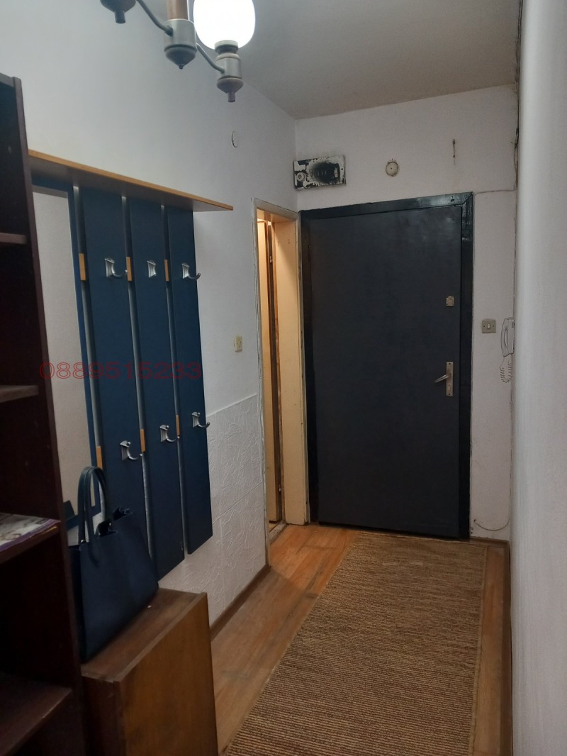 Дава под наем МНОГОСТАЕН, гр. Пловдив, Кючук Париж, снимка 8 - Апартаменти - 53251398