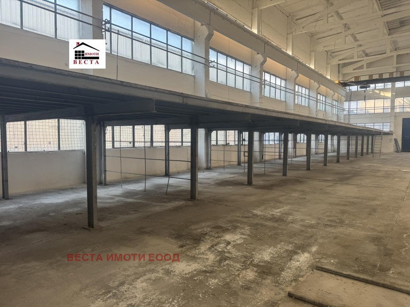 Дава под наем ПРОМ. ПОМЕЩЕНИЕ, гр. Варна, Западна промишлена зона, снимка 2 - Производствени сгради - 52797948