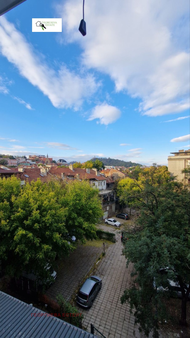 Дава под наем 3-СТАЕН, гр. Пловдив, Център, снимка 15 - Апартаменти - 53227323