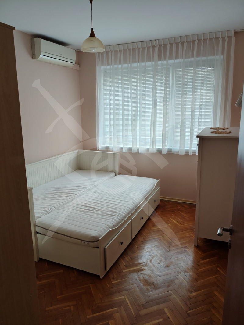 Дава под наем 4-СТАЕН, гр. Варна, Цветен квартал, снимка 4 - Апартаменти - 54688884